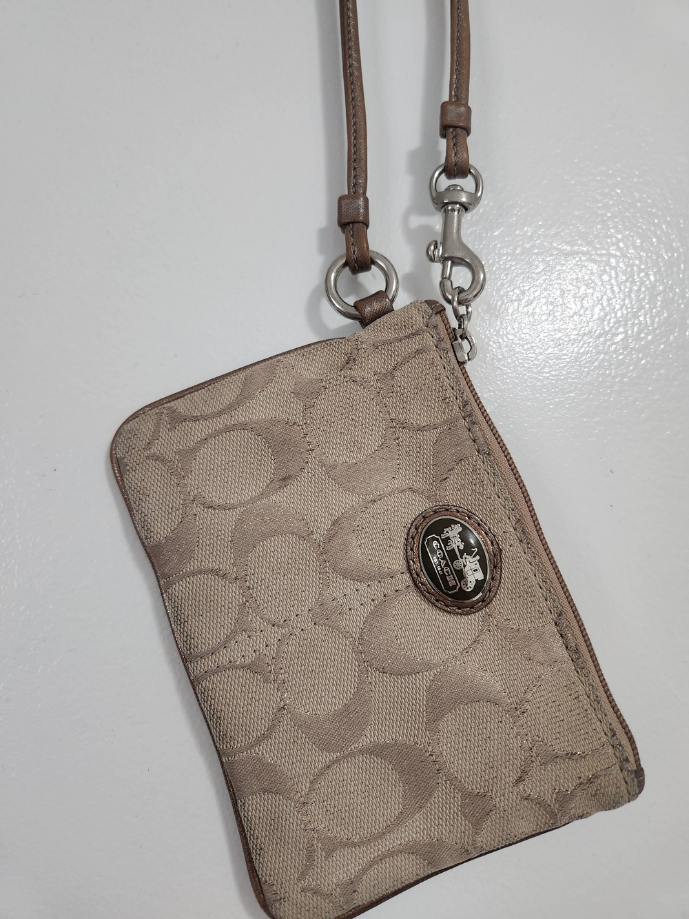 Coach Pebbled Signature Small Wristlet in Taupe